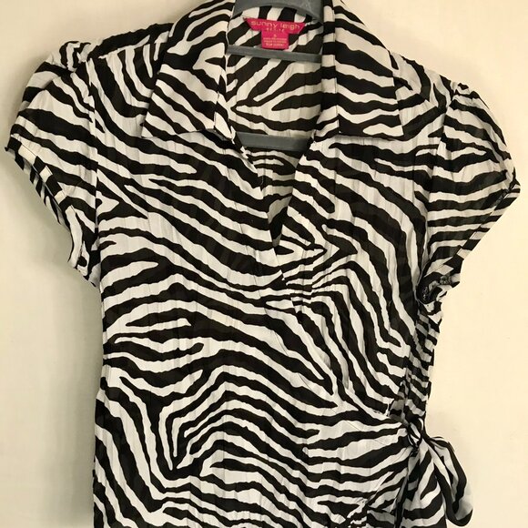 Sunny Leigh black and white zebra-striped wrap top - Picture 1 of 3
